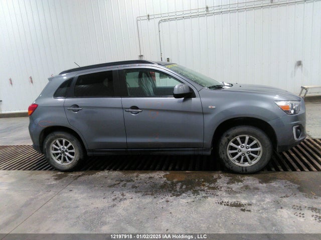 Mitsubishi dohc mivec 2015 4A4AJ4AU8FE602532 Image 13