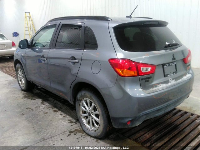 Mitsubishi dohc mivec 2015 4A4AJ4AU8FE602532 Image 3