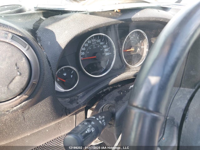 1C4BJWDGXJL913784 Jeep Wrangler Unlimited Sport