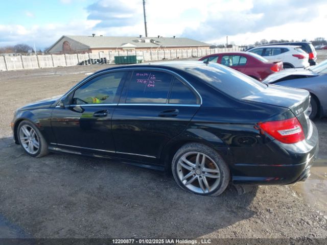 WDDGF8AB5EG209055 Mercedes-Benz C 300 4matic