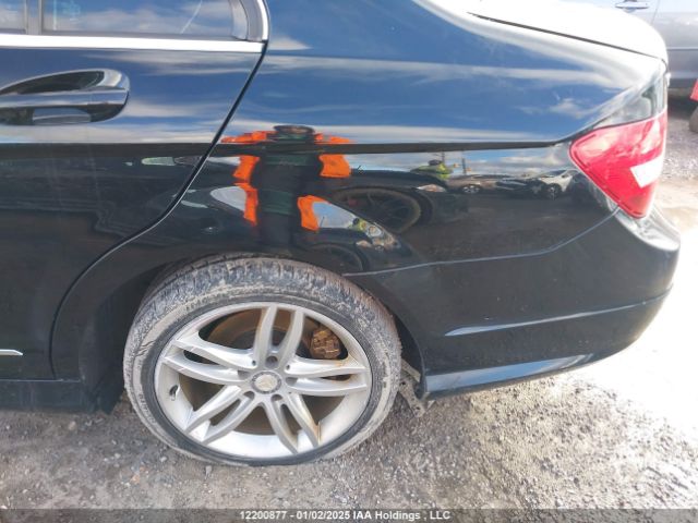 WDDGF8AB5EG209055 Mercedes-Benz C 300 4matic