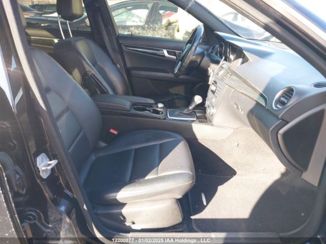 WDDGF8AB5EG209055 Mercedes-Benz C 300 4matic
