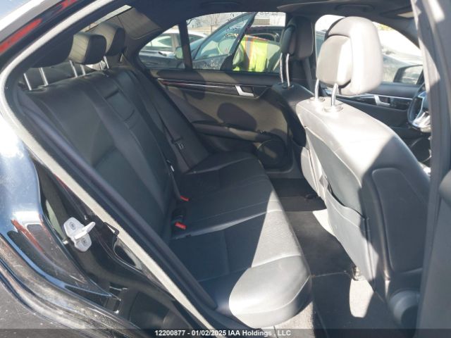 WDDGF8AB5EG209055 Mercedes-Benz C 300 4matic