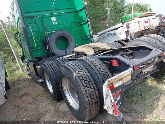 4V4NC9EH7KN211187 Volvo d13