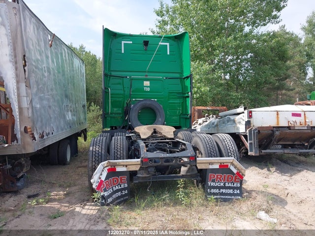 4V4NC9EH7KN211187 Volvo d13