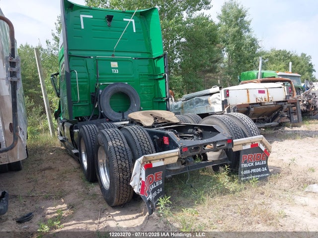 4V4NC9EH7KN211187 Volvo d13