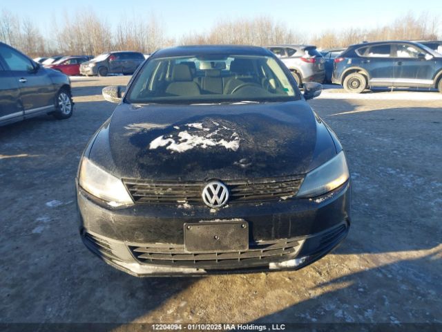 3VW2K7AJ1EM364979 Volkswagen 2014