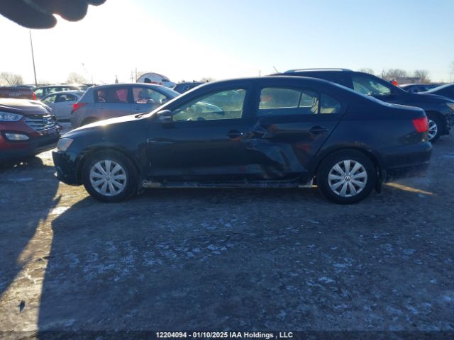 3VW2K7AJ1EM364979 Volkswagen 2014