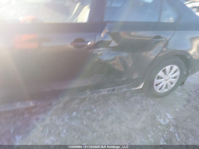 3VW2K7AJ1EM364979 Volkswagen 2014