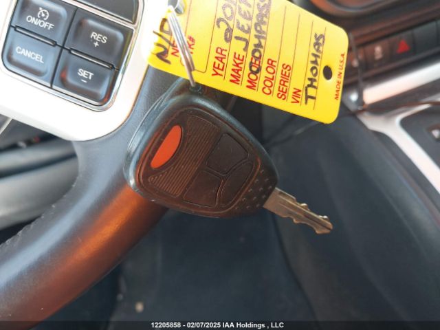 1C4NJCAB3GD736048 Jeep 2016
