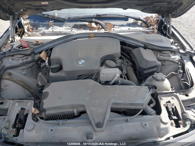 WBA3C3G51FNT53220 BMW 320i
