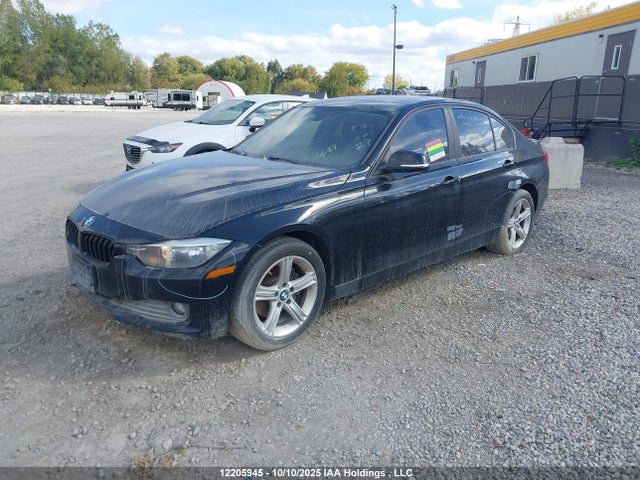 WBA3C3G51FNT53220 BMW 320i