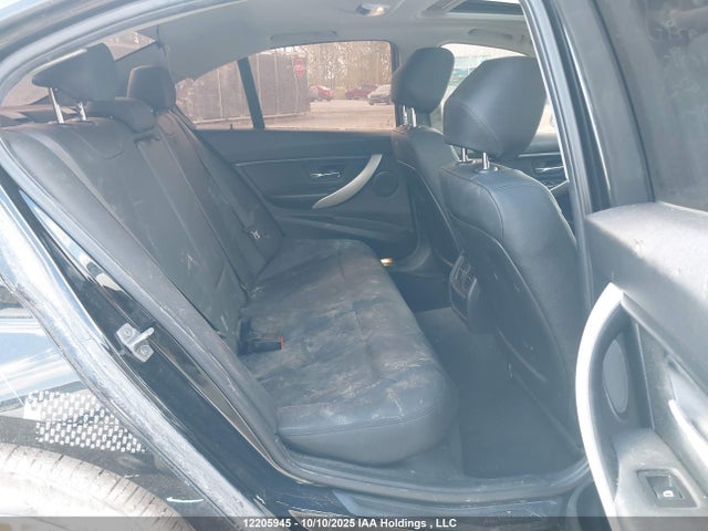 WBA3C3G51FNT53220 BMW 320i