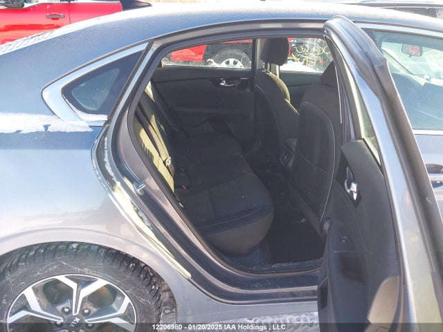 12206980 :رقم المزاد ، 3KPF54AD7KE026092 vin ، 2019 Kia Forte Ex مزاد بيع