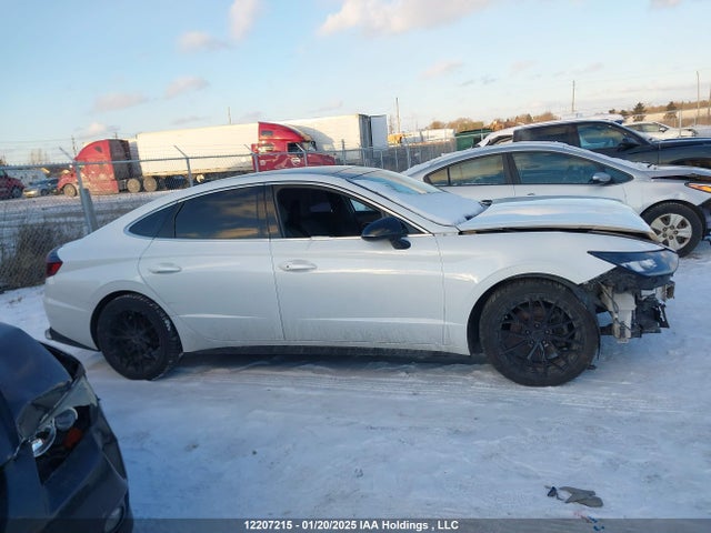 5NPEJ4J25NH144650 Hyundai Sonata Sport 1.6t 4dr