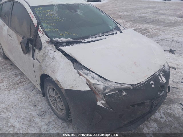 JTDKBRFU8G3008387 Toyota Prius Technology/touring