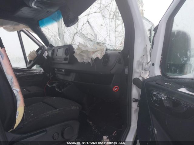 W1Y4NCHY4RP636824 Mercedes-Benz Sprinter 2500