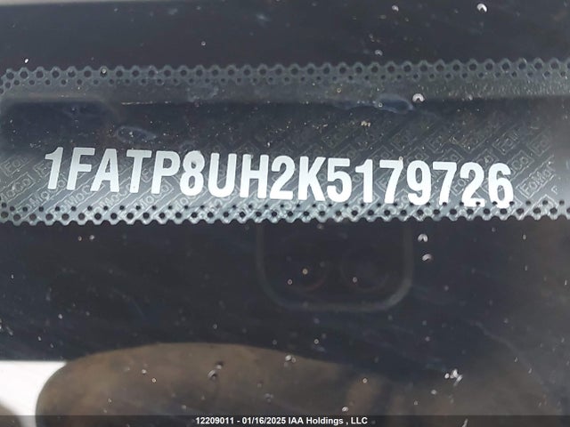 1FATP8UH2K5179726 Ford 4v
