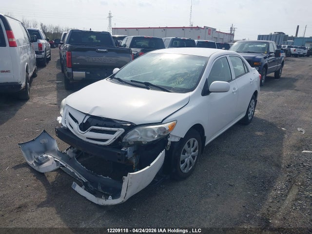 12209118 :رقم المزاد ، 2T1BU4EE2BC615442 vin ، 2011 Toyota Corolla S/le مزاد بيع