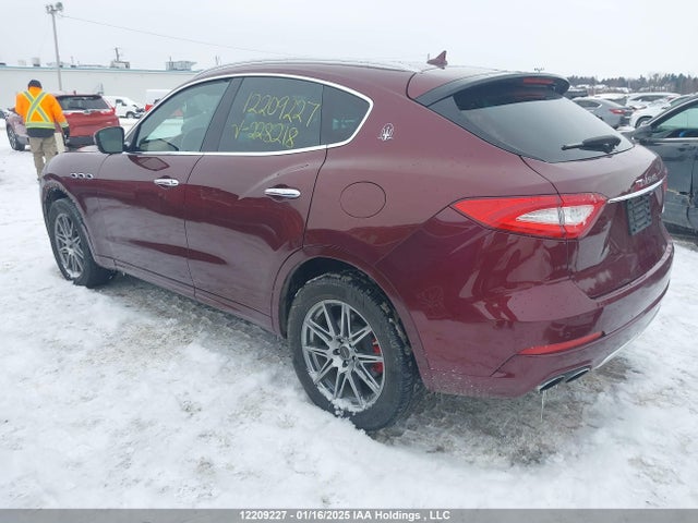 ZN661XUL6HX228218 Maserati m156d