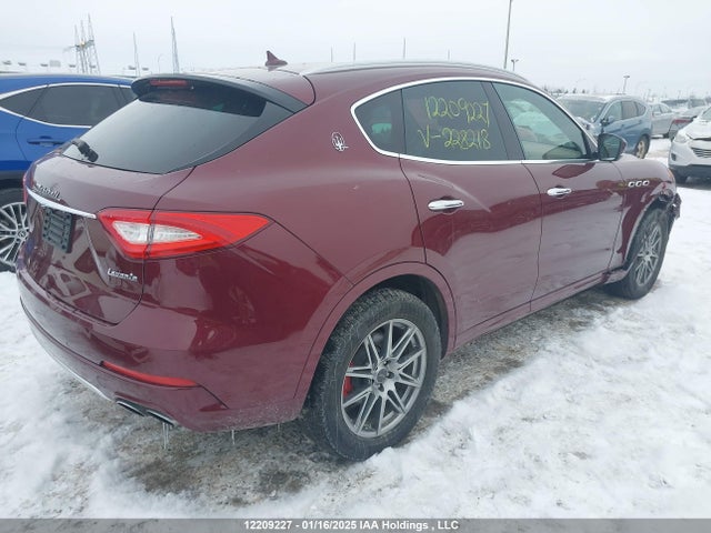 ZN661XUL6HX228218 Maserati m156d