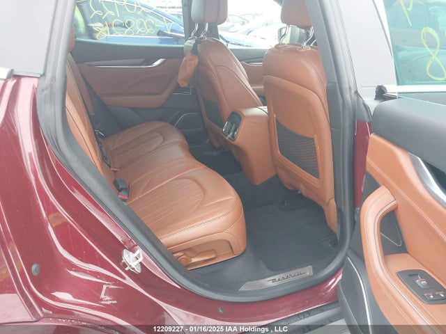 ZN661XUL6HX228218 Maserati m156d