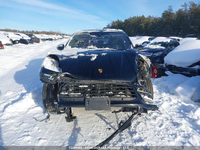 Porsche Macan 2021 WP1AA2A59MLB04450 Image 13