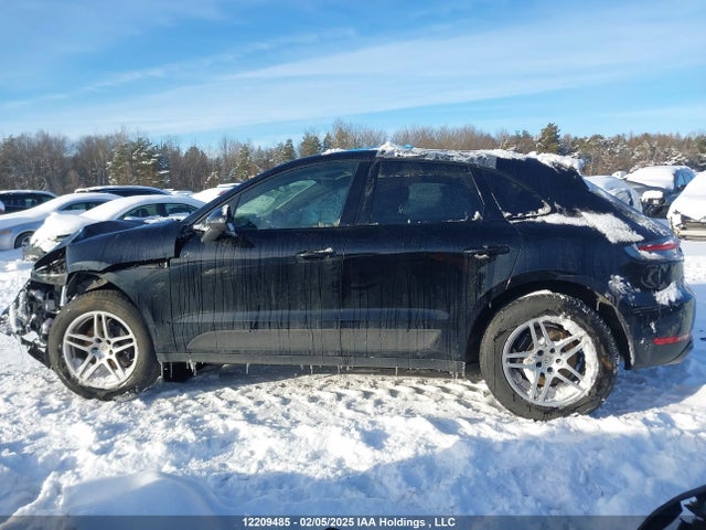 Porsche Macan 2021 WP1AA2A59MLB04450 Image 15