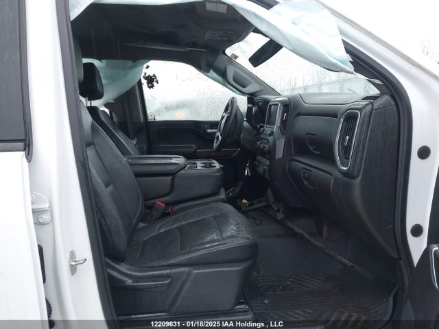1GC4YNEY3LF322414 Chevrolet l5p - di, duramax, gen 5, var. 1
