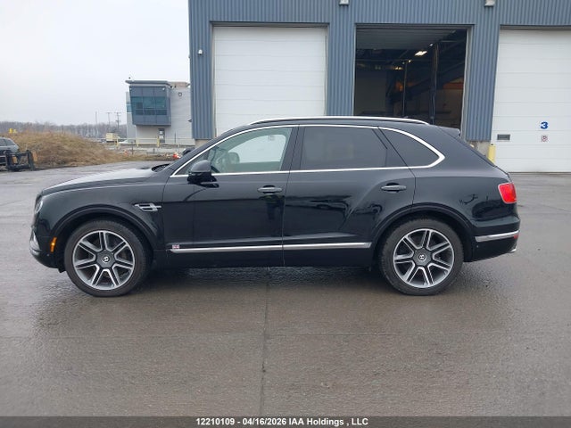 Bentley Bentayga 2018 SJAAC4ZV1JC017599 Image 15