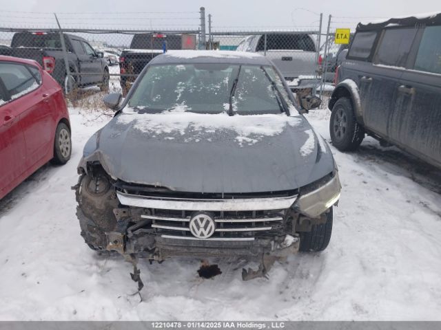 3VWN57BU0MM033855 Volkswagen tsi