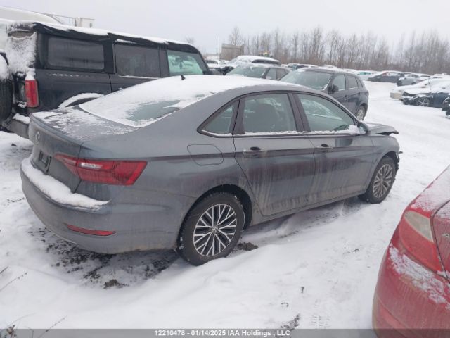 3VWN57BU0MM033855 Volkswagen tsi