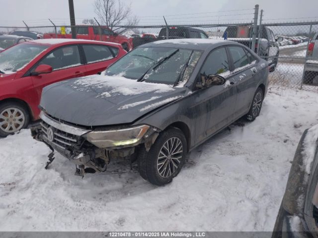 3VWN57BU0MM033855 Volkswagen tsi