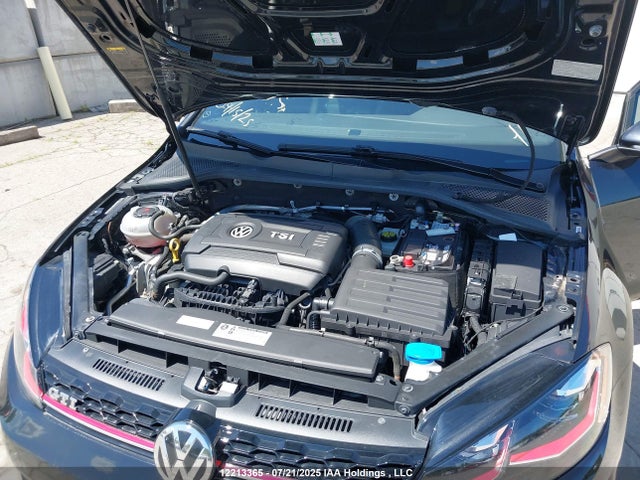 3VW447AU4JM290027 Volkswagen Golf GTI