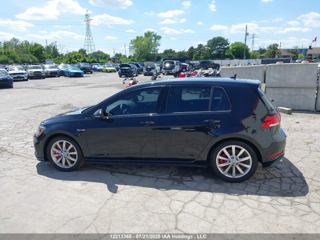 3VW447AU4JM290027 Volkswagen Golf GTI