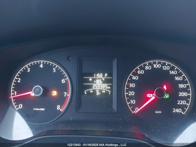 3VWDK7AJ1EM437793 Volkswagen Jetta 2.0l Comfortline