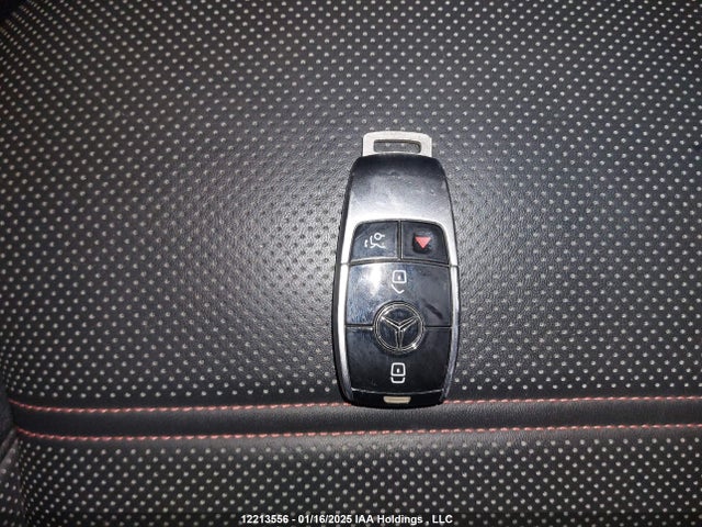 WDDZF6BB5KA621647 Mercedes-Benz m256
