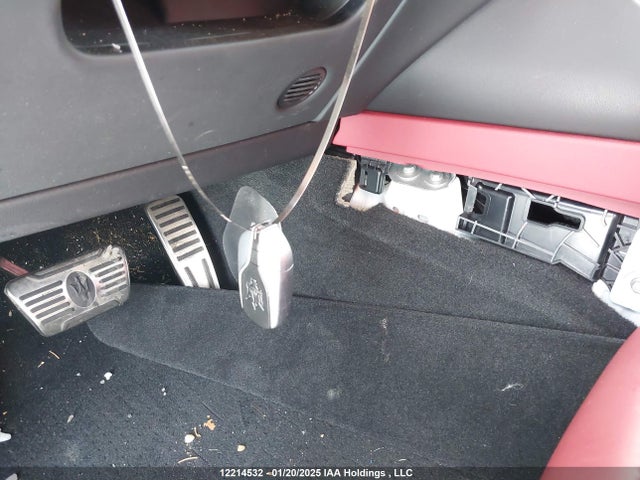 ZN661YUL9LX356693 Maserati m156e
