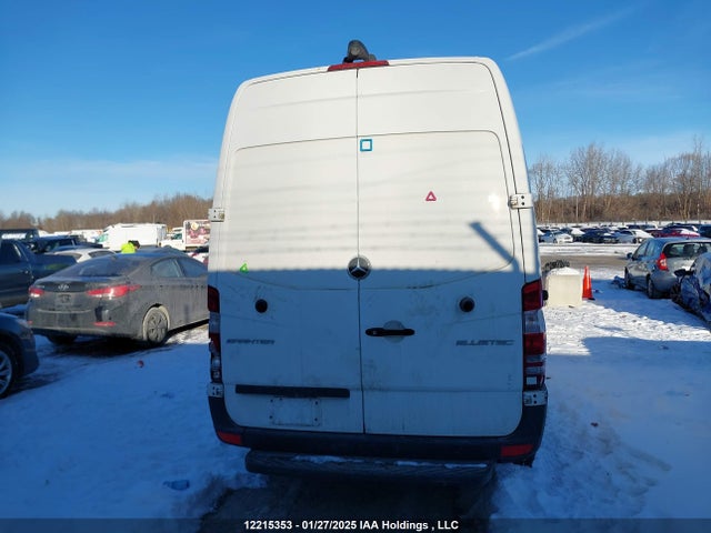 WD3BE7DD9GP327024 Mercedes-Benz Sprinter