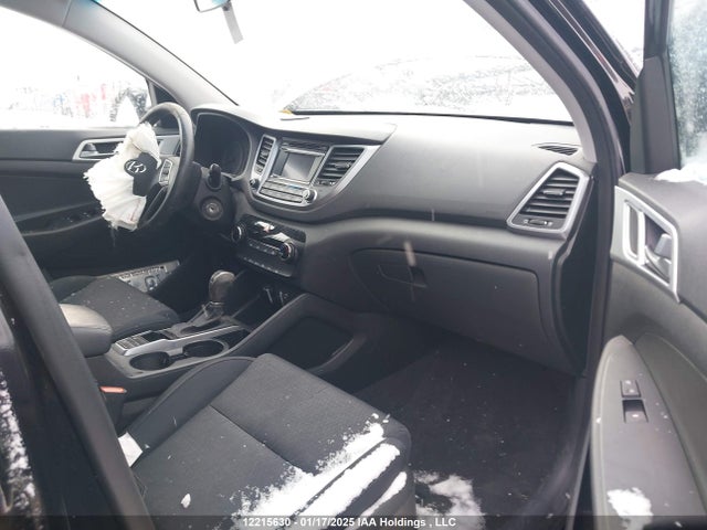 KM8J33A40GU052208 Hyundai Tucson