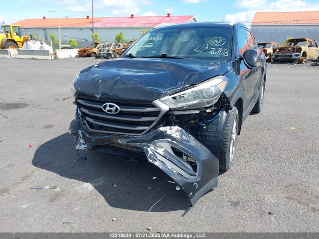 KM8J33A40GU052208 Hyundai Tucson
