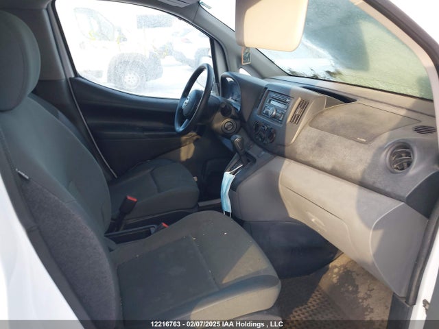 3N6CM0KN5FK718099 Nissan Nv200 2.5s/2.5sv