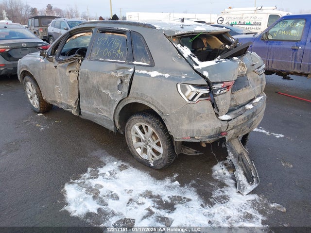 WA1AECF30P1065941 Audi 40 tfsi