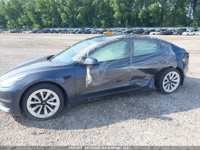 5YJ3E1EAXPF472482 Tesla MODEL 3