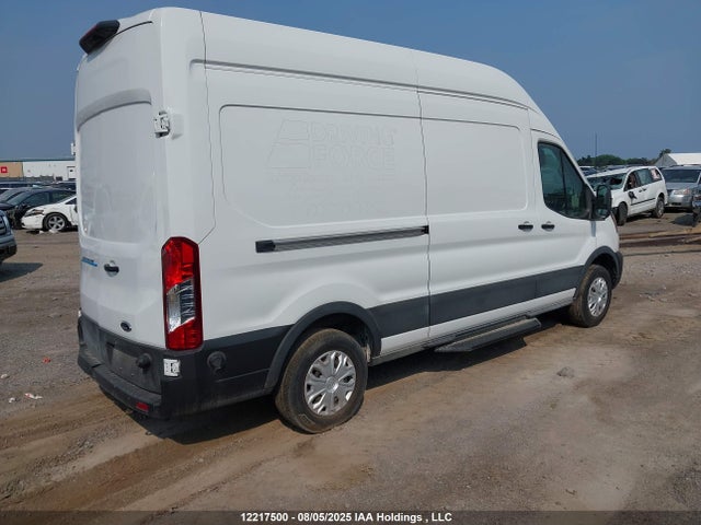 1FTBW1XK5PKA62061 Ford 2023