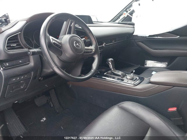 3MVDMBDM4PM526426 Mazda pyukd