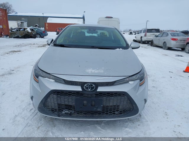 12217958 :رقم المزاد ، 5YFBPMBE6MP201854 vin ، 2021 Toyota Corolla L مزاد بيع