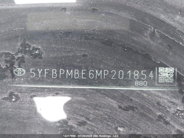 12217958 :رقم المزاد ، 5YFBPMBE6MP201854 vin ، 2021 Toyota Corolla L مزاد بيع
