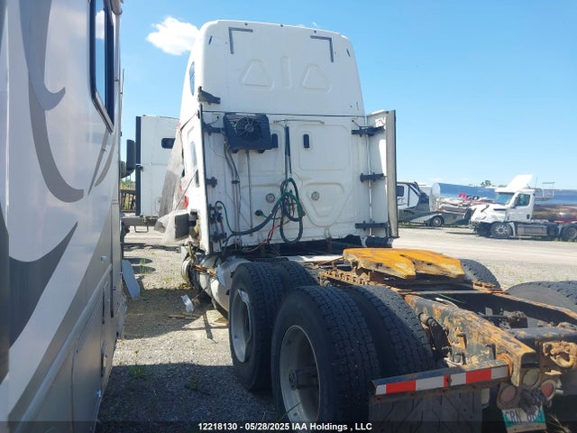 3AKJHHDR9KSKH9320 Freightliner Detroit Diesel Dd15