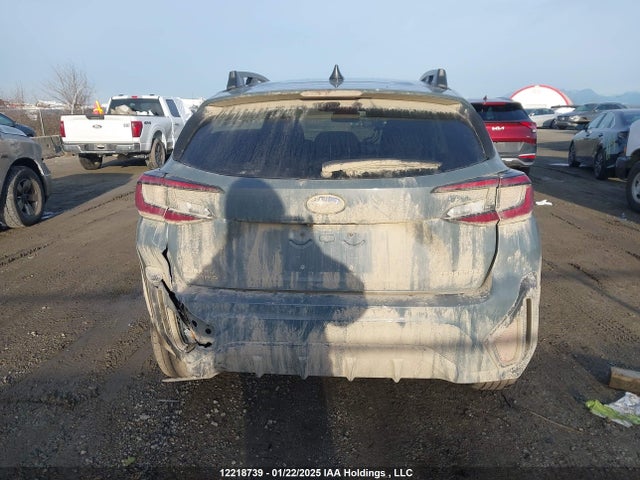 JF2GUADC8R8219415 Subaru na